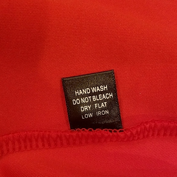 Iris Red Ruffled Cocktail Dress Size Small - Picture 8 of 8